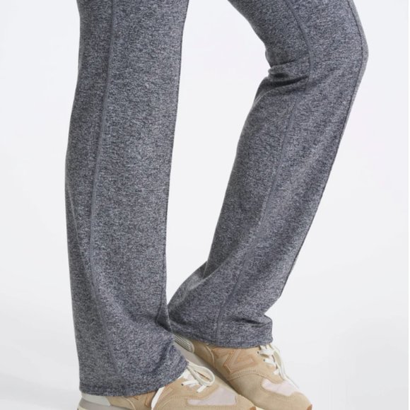 Vuori Halo Wide Leg Flare Pant - Size Small, Heather Grey - Picture 5 of 9